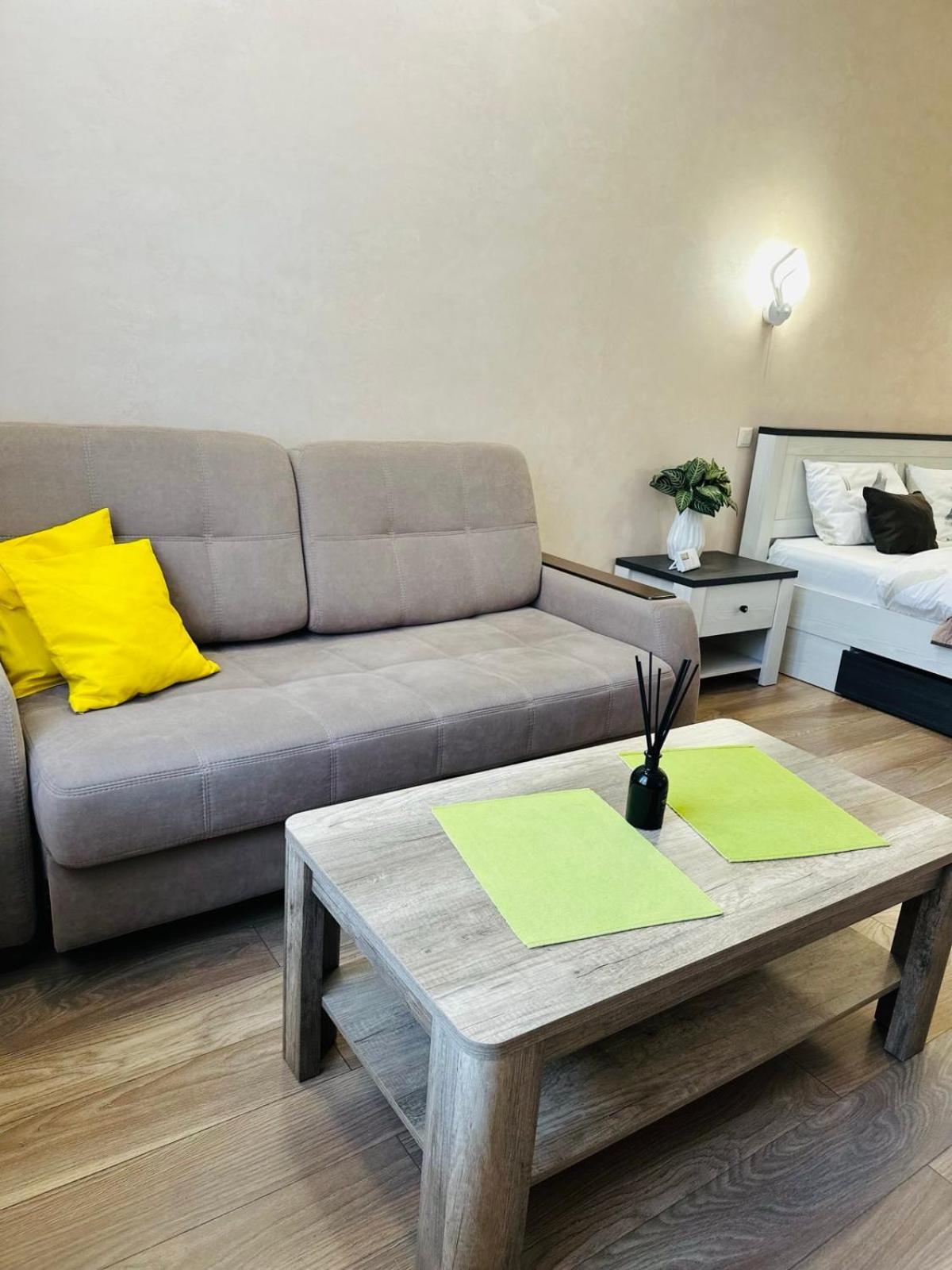 Apartment Forum, Центр Λβιβ Εξωτερικό φωτογραφία