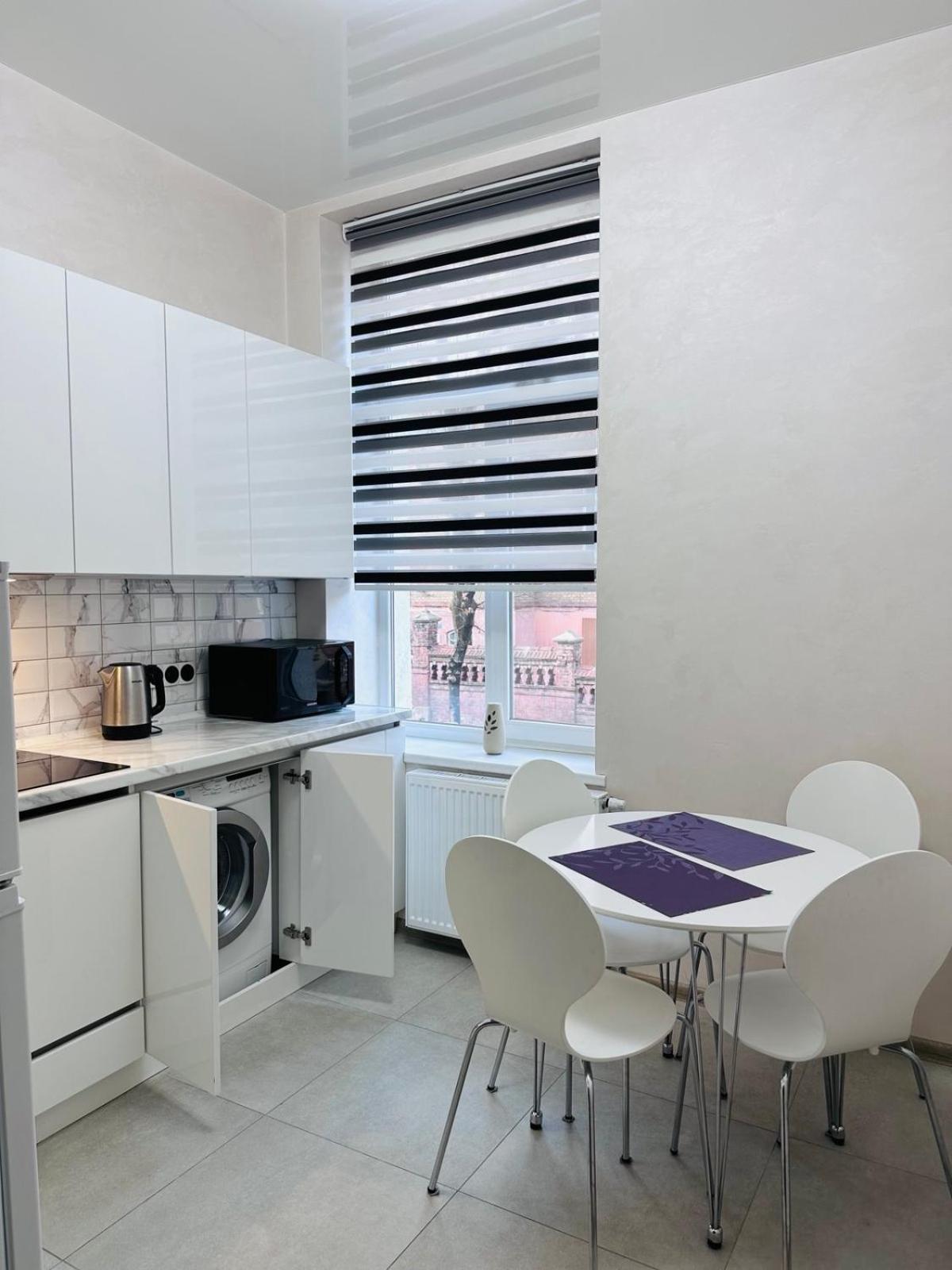 Apartment Forum, Центр Λβιβ Εξωτερικό φωτογραφία